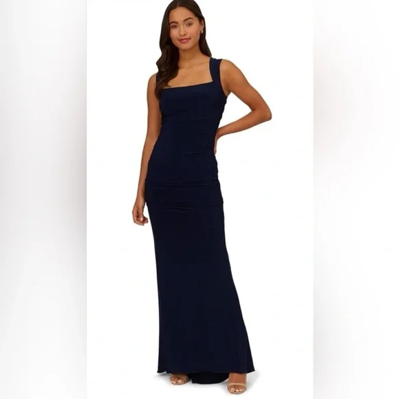 Adrianna Papell Solid Gown, 4 / Navy